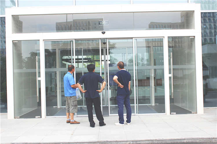 自動門驗收現場