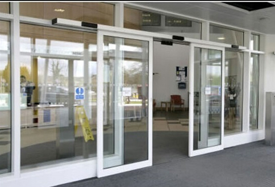 西安松下銳帝150自動感應(yīng)門案例實(shí)拍