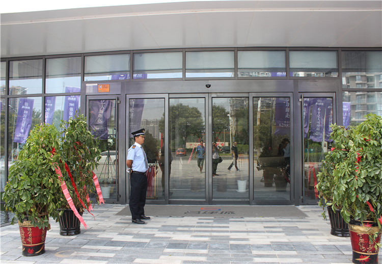 平移重疊自動(dòng)門