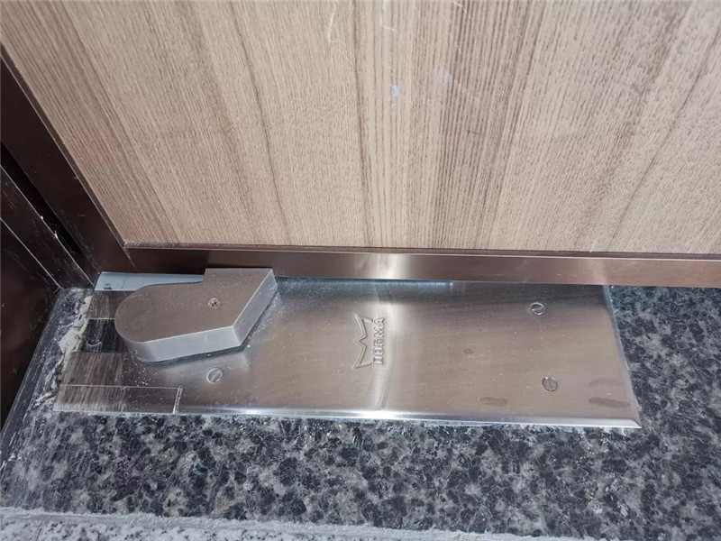 BTS80重型地彈簧