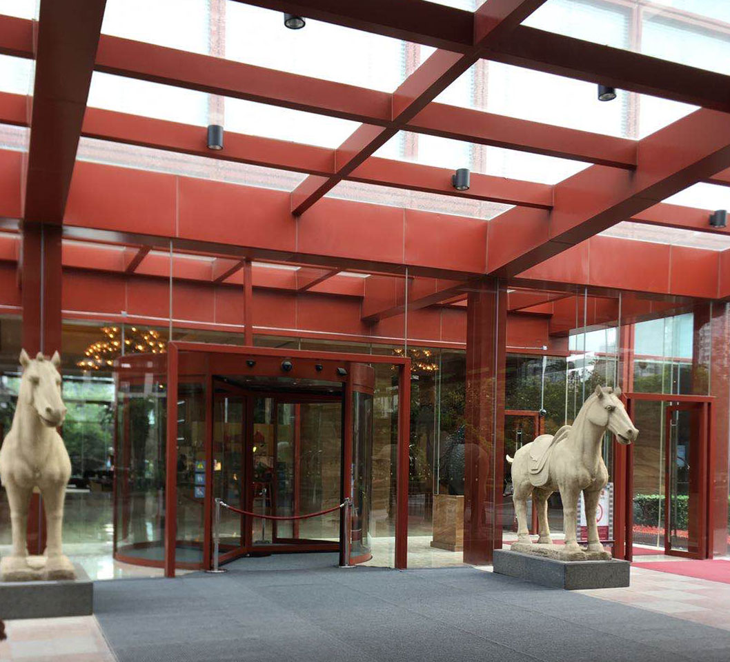 多瑪凱拔三翼旋轉門