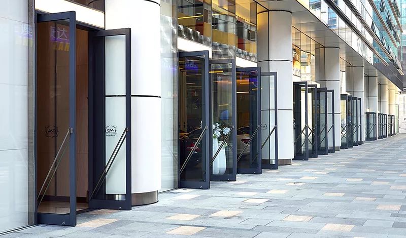 商鋪<a href=https://xinghuofengchuan.com/ditan/ target=_blank class=infotextkey>玻璃地彈門</a>