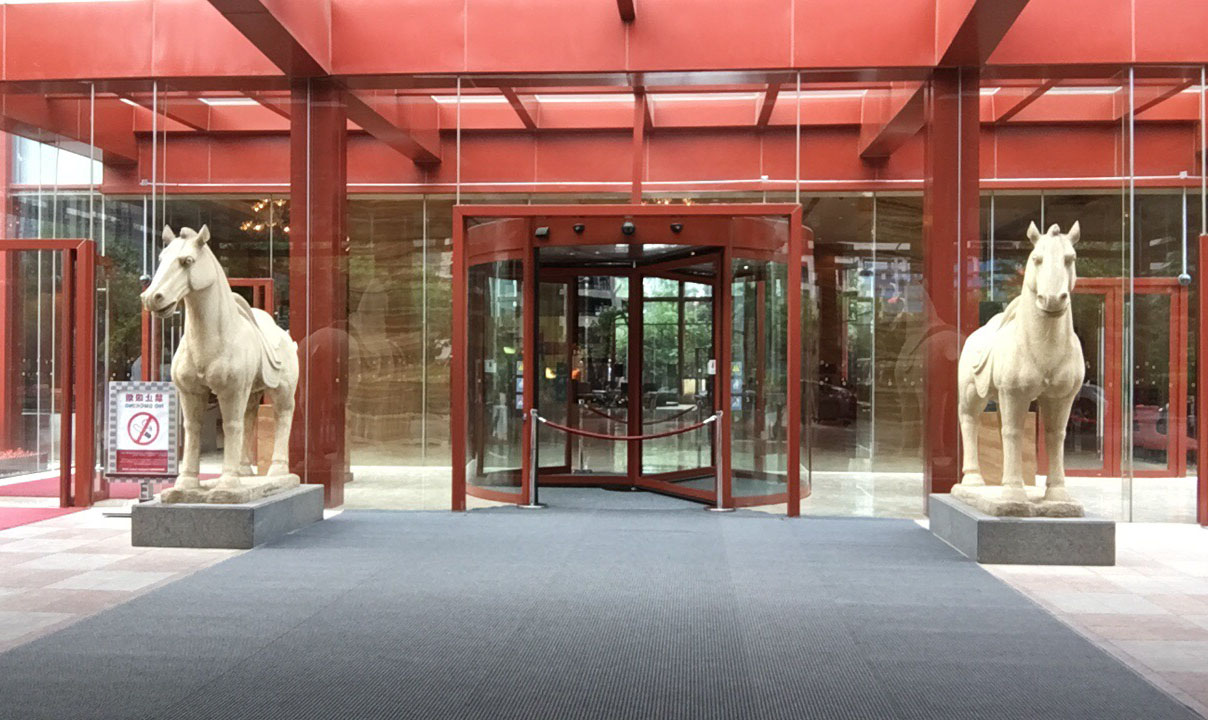 <a href=https://xinghuofengchuan.com/hotel/ target=_blank class=infotextkey>酒店自動門</a>