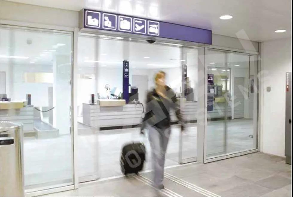 西安天卓自動平開門