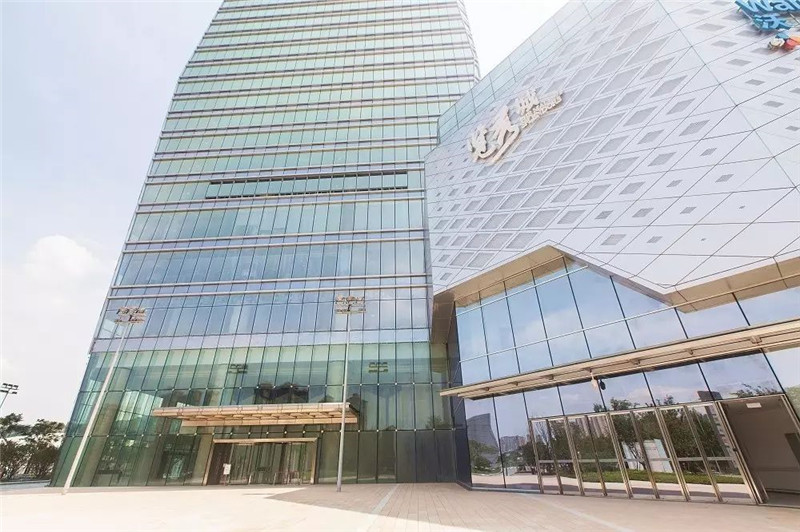 自動旋轉門+地彈玻璃門-國際品質造就精致生活