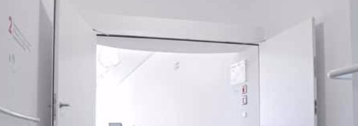 蓋澤閉門器Boxer 2-4/2V