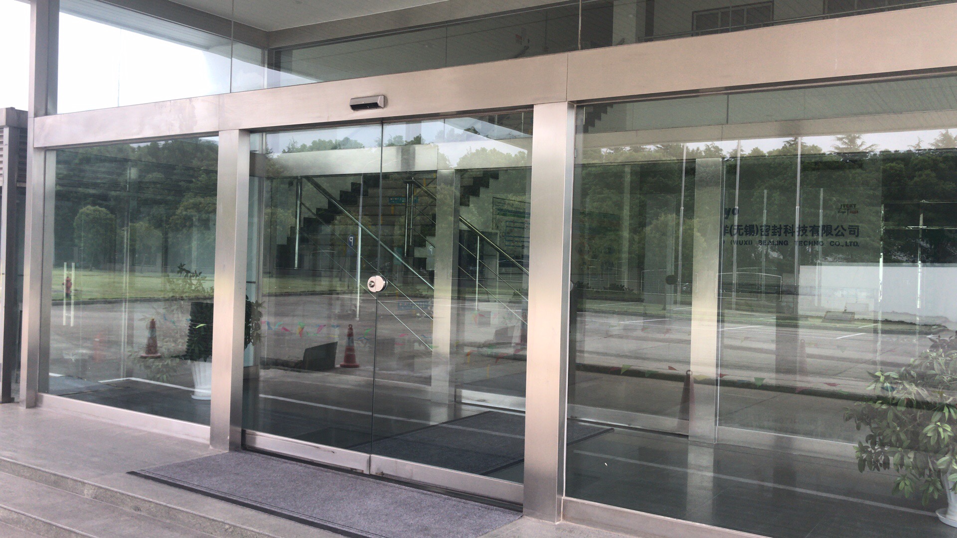 公司工廠辦公樓自動(dòng)門(mén)