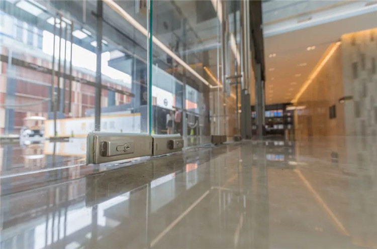 魔都超A級寫字樓，蓋澤自動門地彈簧品質加持