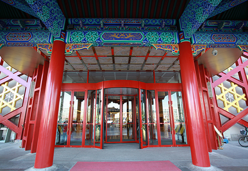 自動、手動、兩翼、三翼、四翼旋轉(zhuǎn)門怎么選?有什么區(qū)別?