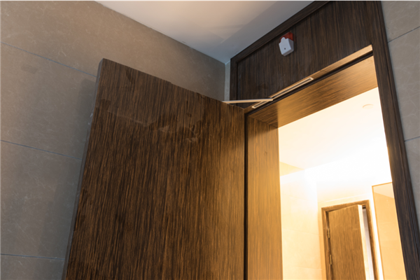 西安安蒂婭美蘭酒店蓋澤地彈簧丨閉門器