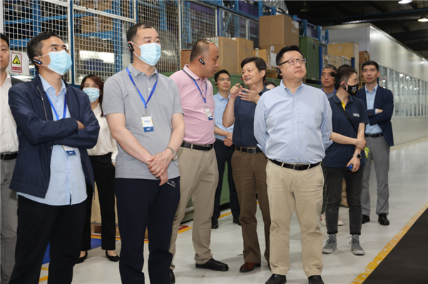 西安等北區(qū)代理商參觀蓋澤自動(dòng)門天津工廠