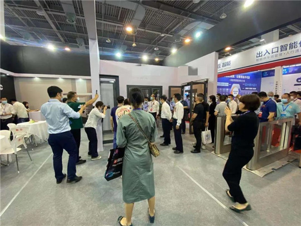 <a href=https://xinghuofengchuan.com/panasonic/ target=_blank class=infotextkey><a href=https://xinghuofengchuan.com/songxia/ target=_blank class=infotextkey>松下自動門</a></a>彩运网參展門博會