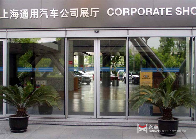 多瑪凱拔系列自動平移門