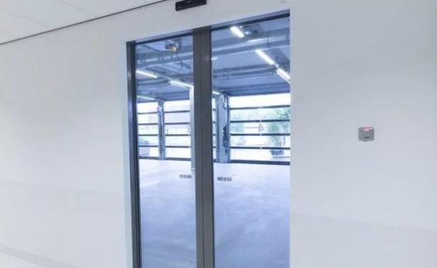 用于救治和診療區(qū)域的自動(dòng)門