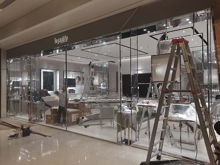 波萊妮化妝品專賣店自動(dòng)門