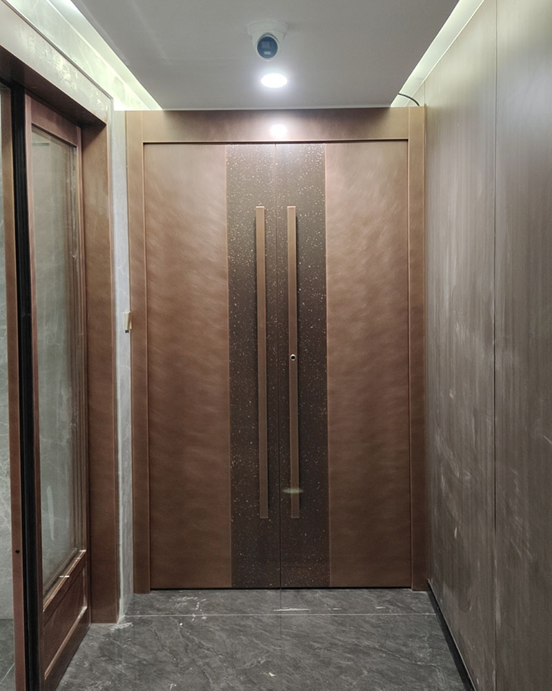 萊安中心五星級辦公室銅門